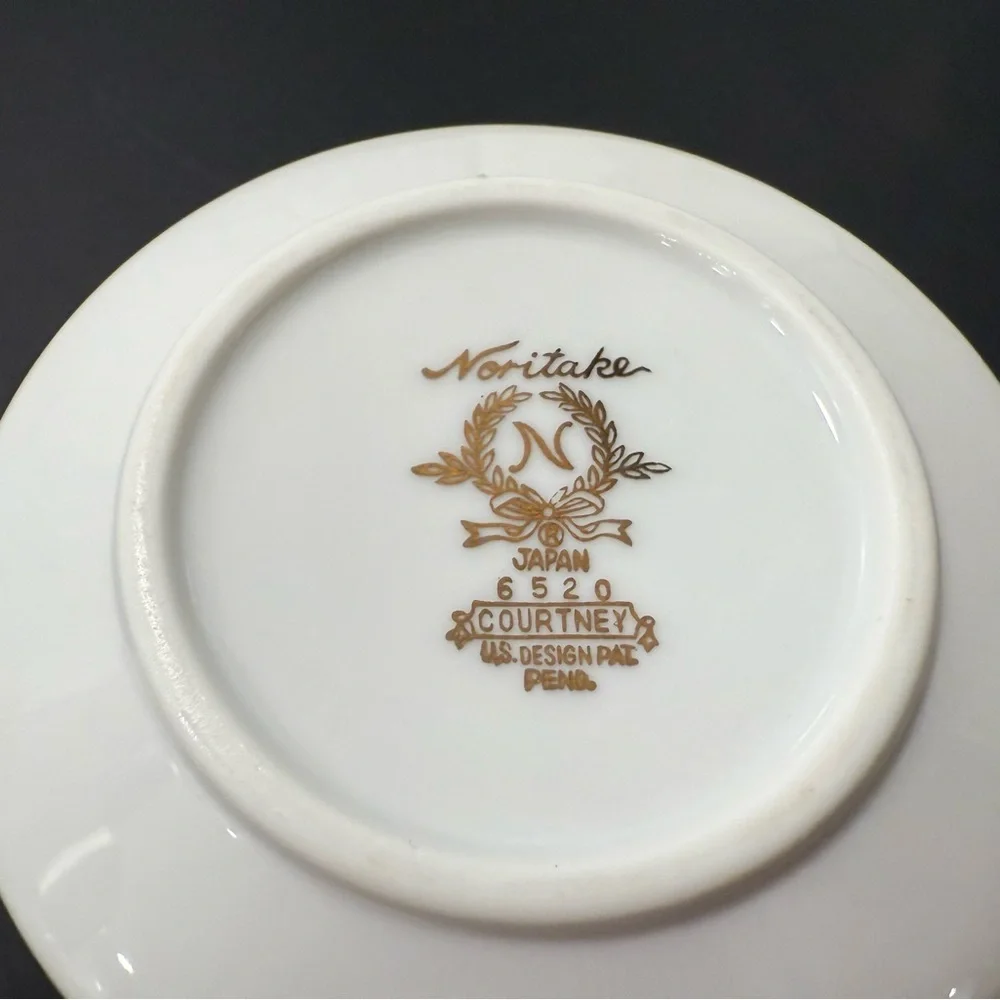 Noritake China: Creamer & Sugar Bowl Courtney Pattern 6520 White & Gold Vintage
